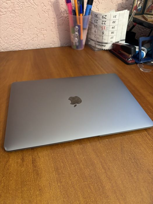 Macbook Air 13 2020 i3 8gb 256gb: 12 000 грн. - Ноутбуки Черновцы