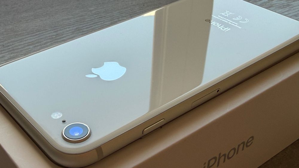 iPhone 8 256GB Silver, ідеальний стан, оригінал