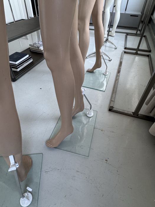 Manequim corpo inteiro feminino