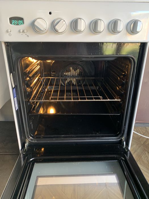 Kuchenka w bardzo dobrym stanie