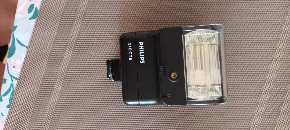 Lampa blyskowa 2 szt Philips 310CTB i Elwa 18LA2