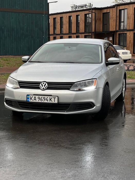 Продам volkswagen jetta 6 2,5 2011 технічно ідеальна