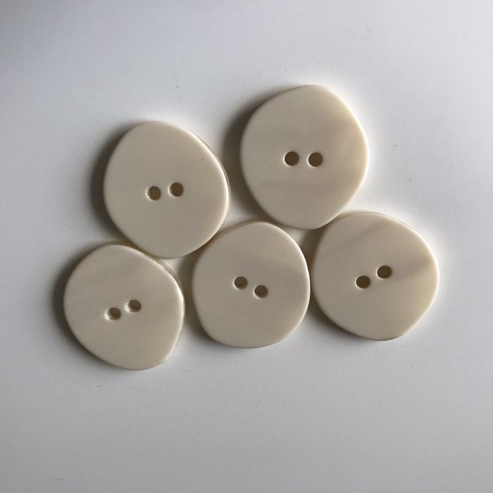 Set of 5 New Buttons (25 mm)64751424013058121