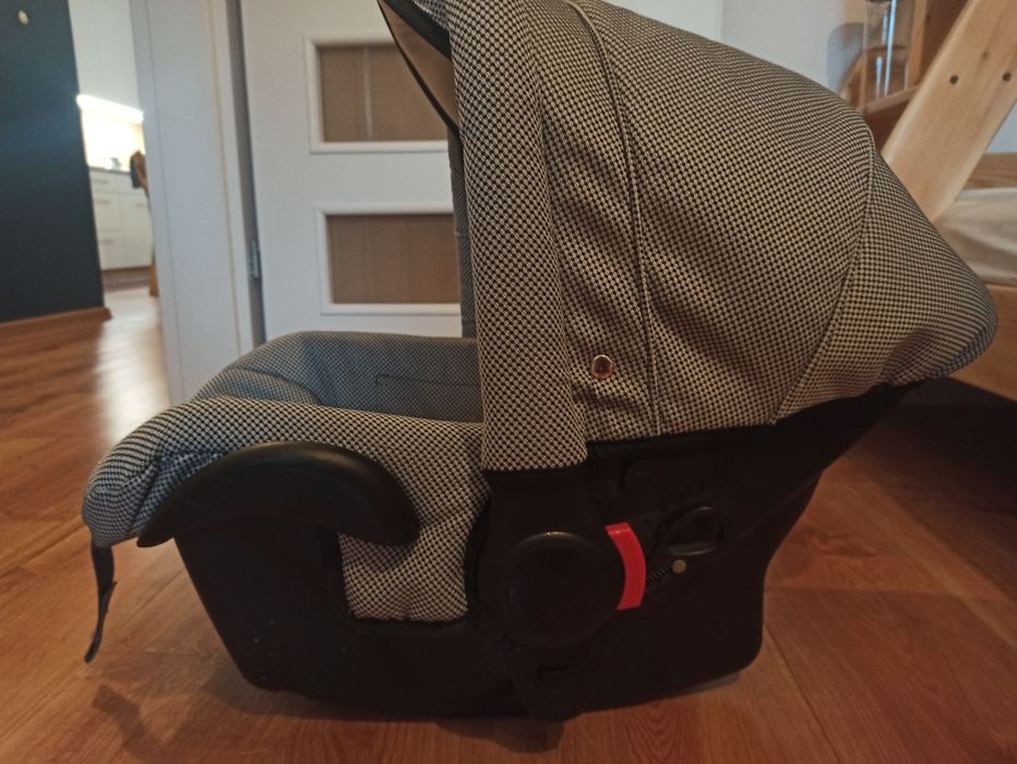 Fotelik Łupina 0-9 kg Adamex