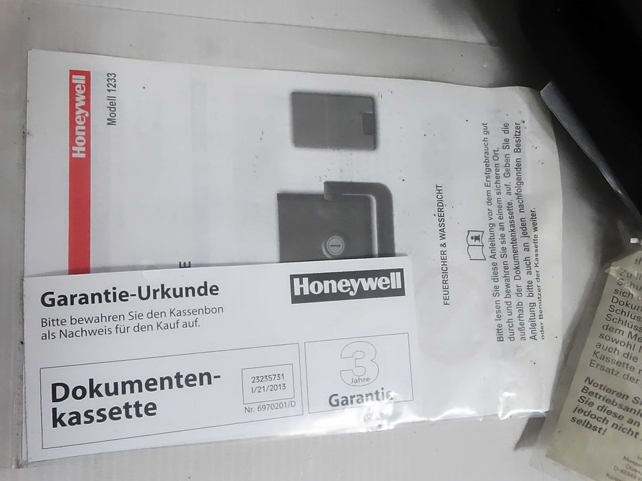 Profesjonalny Sejf Ogniotrwały Honeywell 1233 | Certyfikat UL | Stan Gabinetowy