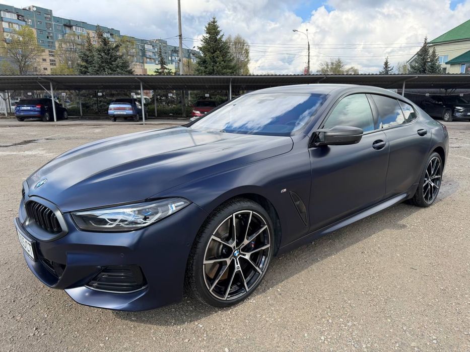 BMW 840D офіційний автомобіль