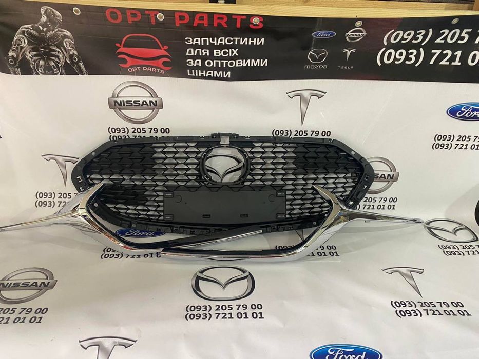 Mazda 3 з 2019-2023, решетка с хромом