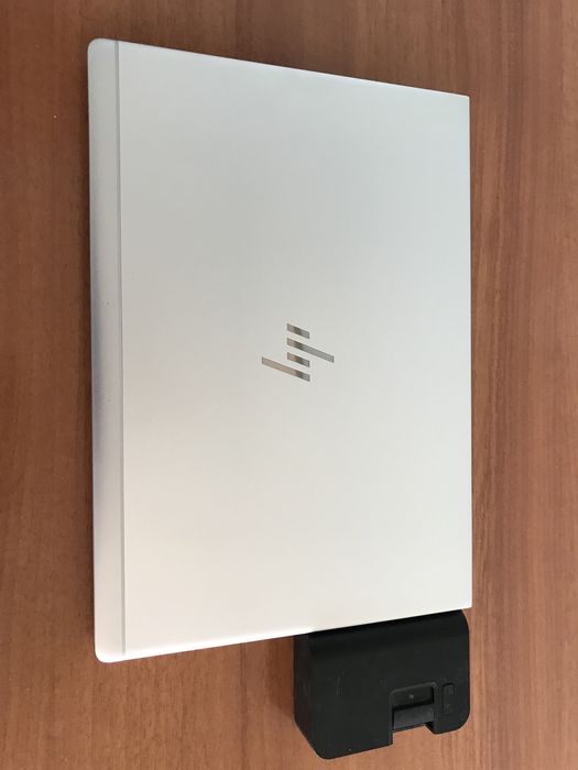 HP EliteBook 840 G5 Laptop – 16 GB RAM – 1 TB SSD + Docking Station64741152865154123