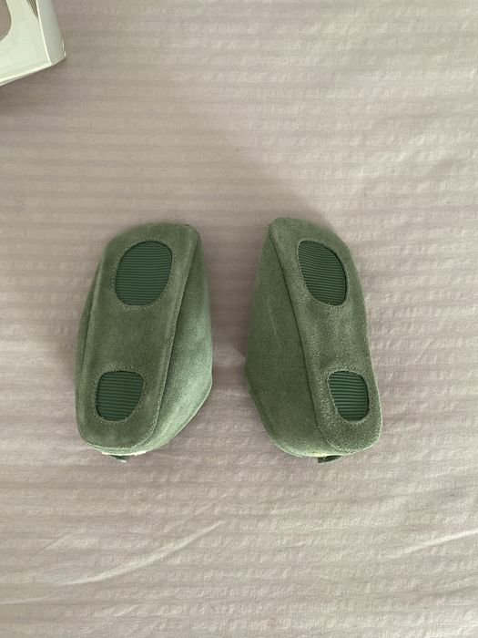 Sapatinho verde em pele - tamanho 20