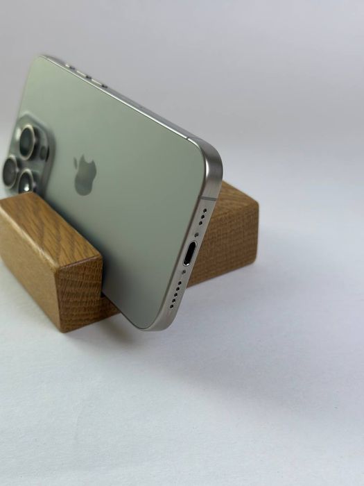 Apple iPhone 15 Pro 256Gb Natural Titanium