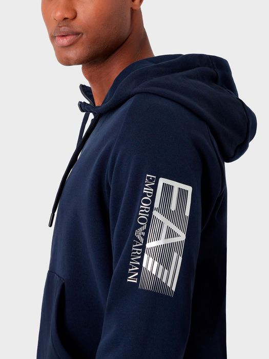костюм чоловічий Emporio Armani ктеплений, розм M Мужской утеплённый оригінал армані еа7 фірмовий новий брендовий  теплий на осінь зиму
