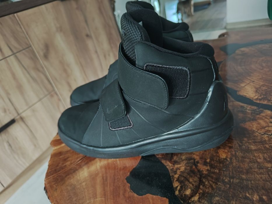 Buty trampki marki Nike model Marxman