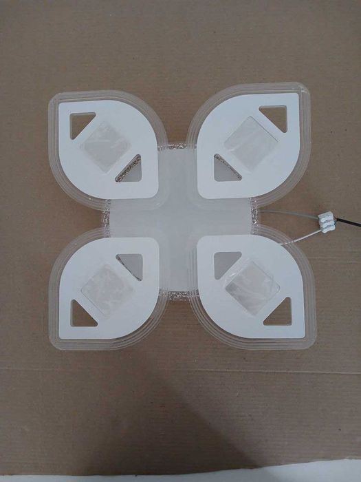 Люстра світлодіодна акрилова V K29028-4+1 з пультом