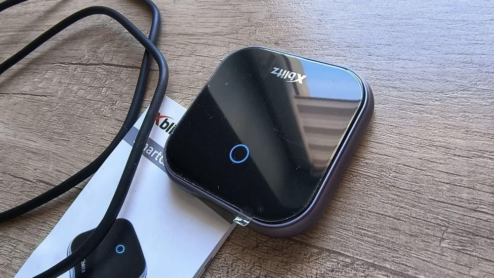 Adapter bezprzewodowy Xblitz SmartCAR CarPlay/Android Auto