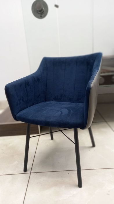 Велюровый стул кресло