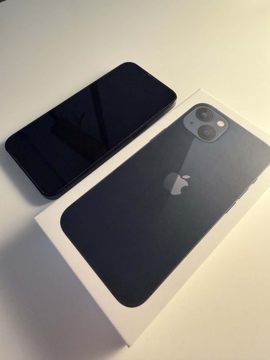 iPhone 13 Midnight, 128 GB pamięci