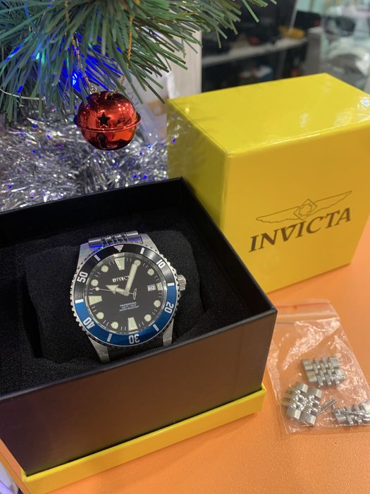 Механические часы Invicta 39752