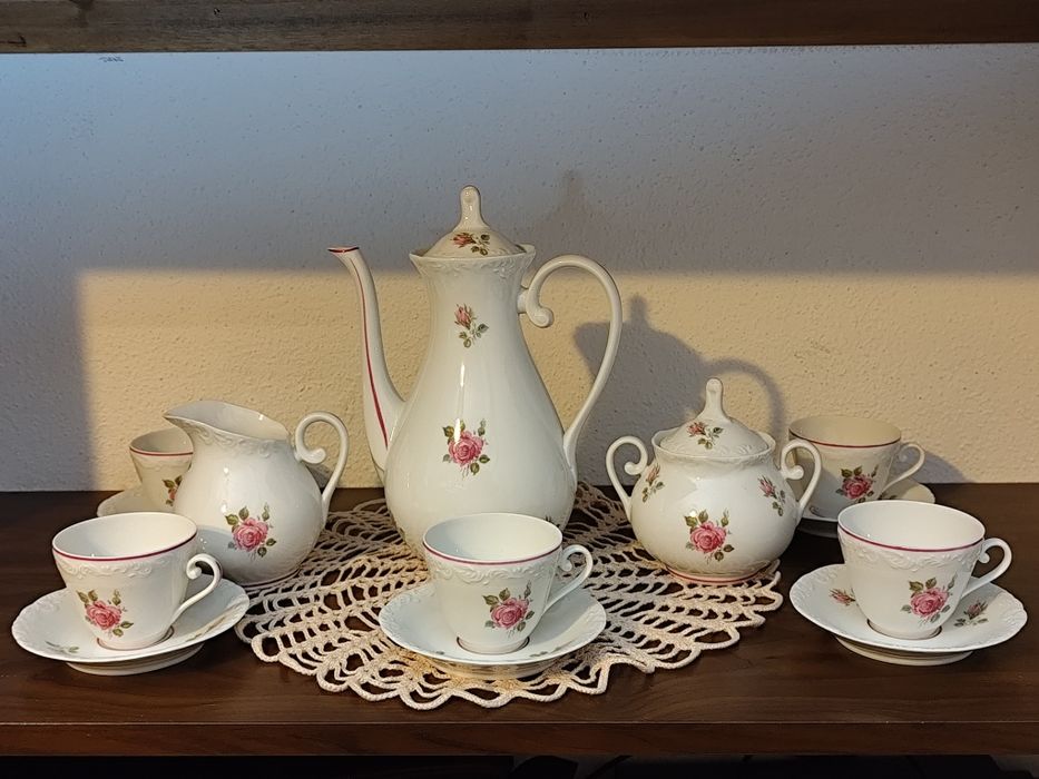 Vintage Coffee Cup Set. Spal435562242607697926