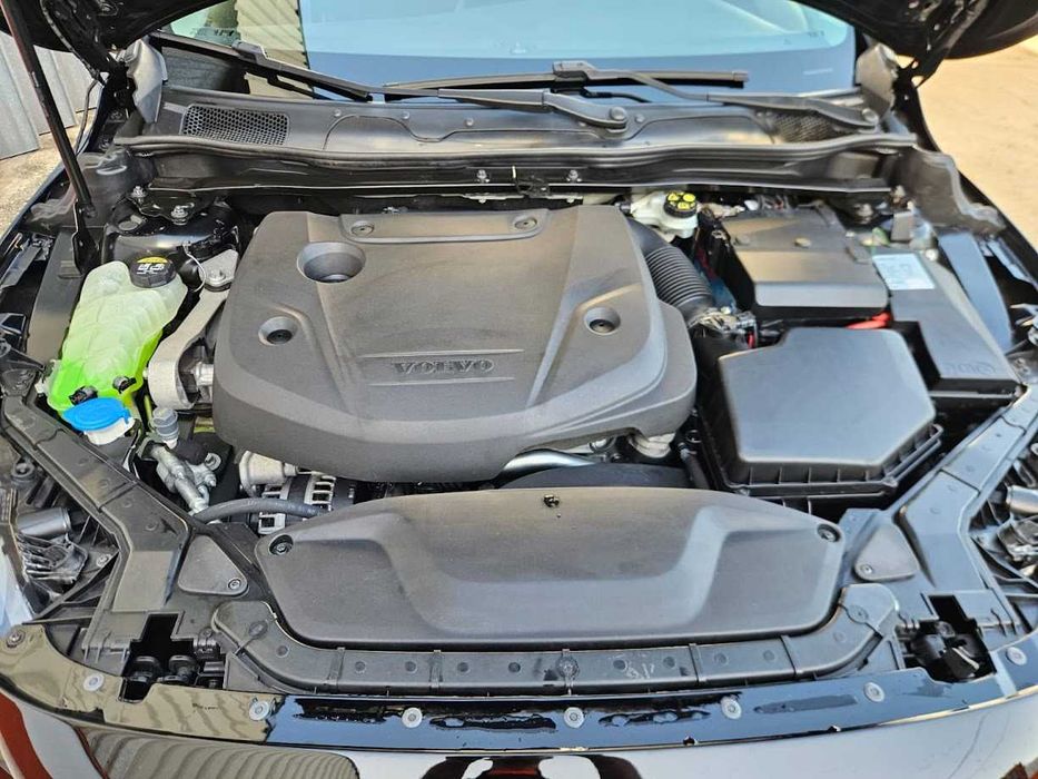Volvo V40 Rdesign 2018