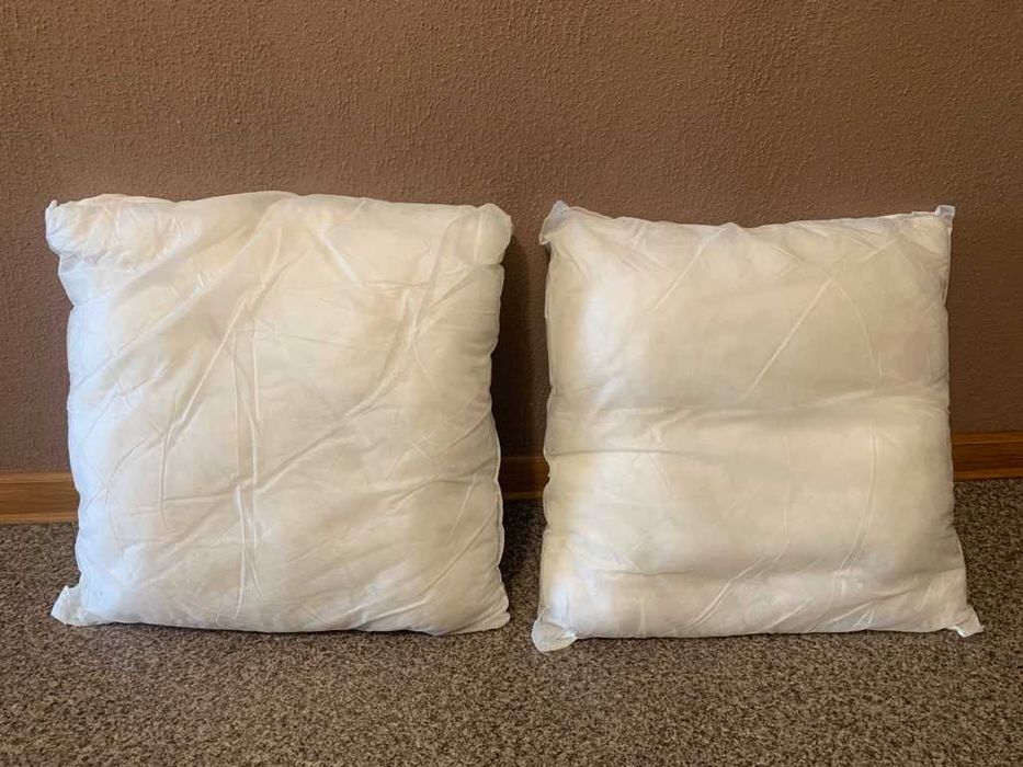 Nowa ozdobna poduszka ogrodowa 45 cm x 45 cm (dostępne 2 szt.)