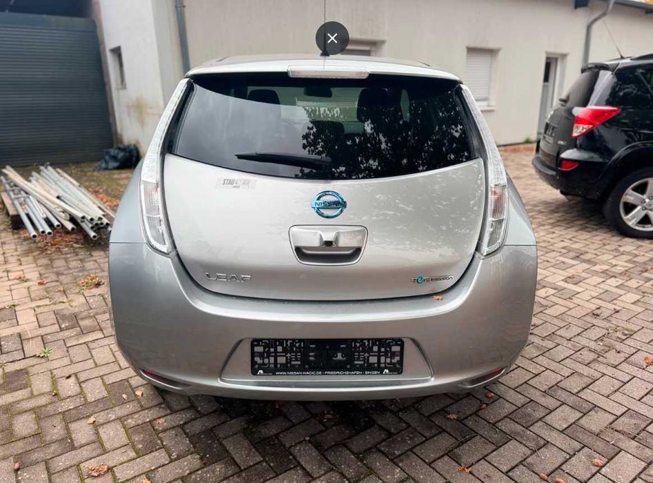 Бампер Nissan Leaf - розборка ніссан ліф запчастини