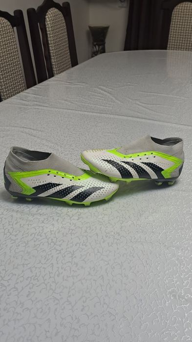 Футбольні бутси Adidas Predator