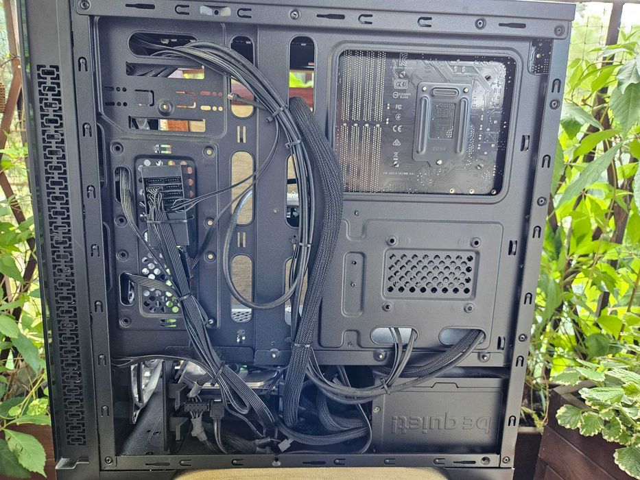 Komputer do biura i gier x-kom / i5-9400F / RX 580 / 16GB / ASUS B360M-A / SSD+HDD / Win11