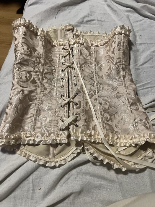 Gorset ladny raz uzyty