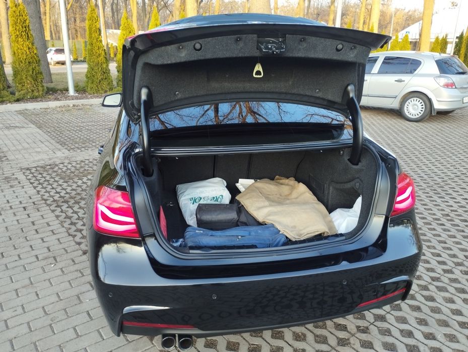 BMW 328 X-drive sport салон,  в отл состоянии