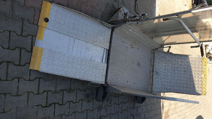 podnośnik inwalidzki zwyżka platforma herkules rampa najazd dla wózków