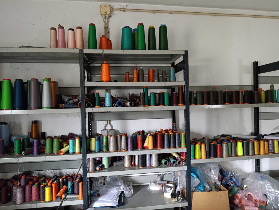 Cones de linha e mousse