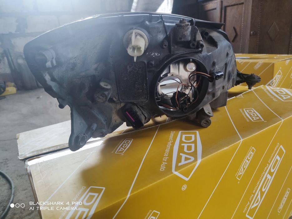 Фари передні skoda fabia 2 ціна за дві !