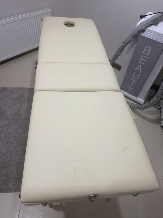 Дзеркало для перукаря