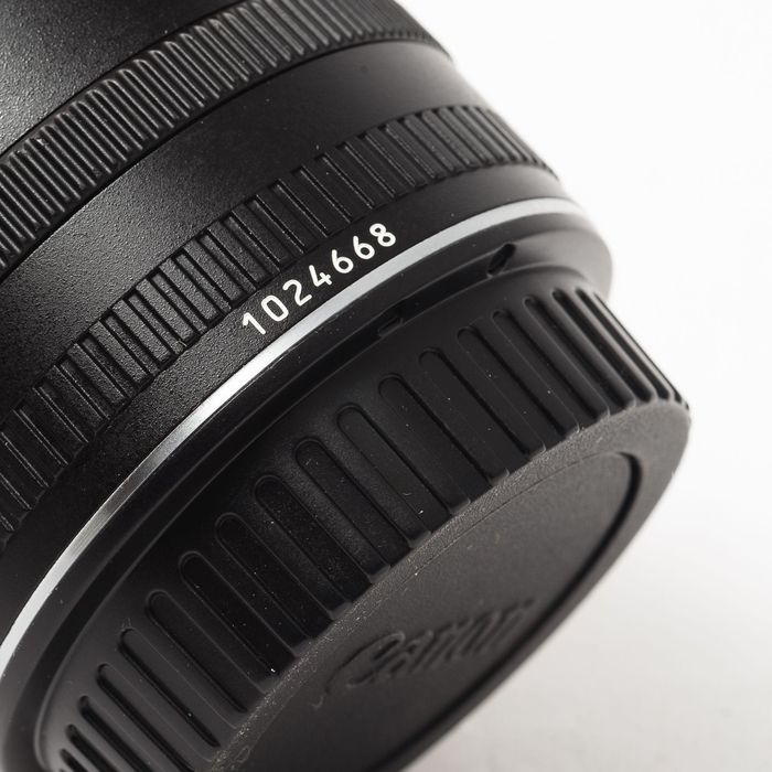 Об'єктив Canon Lens EF 50mm f/1.8