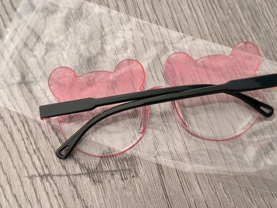 Nowe okulary przeciwsłoneczne różowe misie