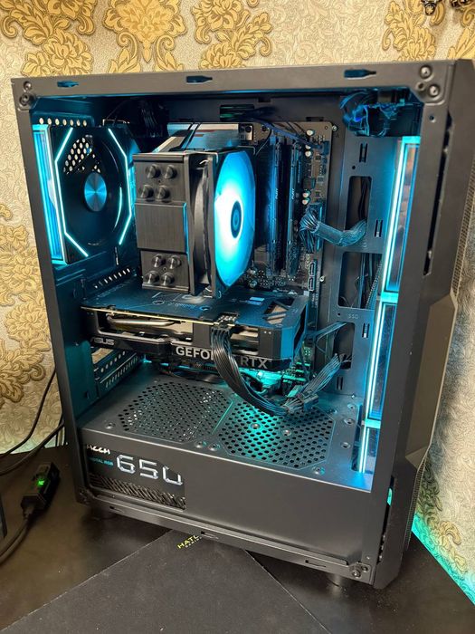 Продам игрового монстра