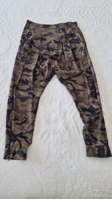 Calças estampadas Zara tamanho XS