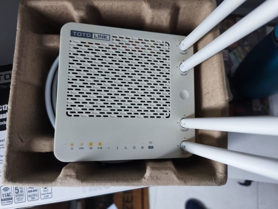 Router Totolink 1200