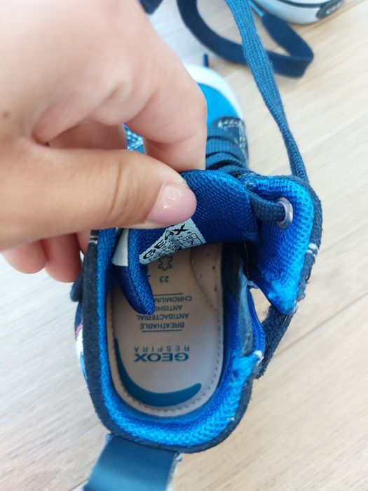 Sapatilhas geox 23 novas