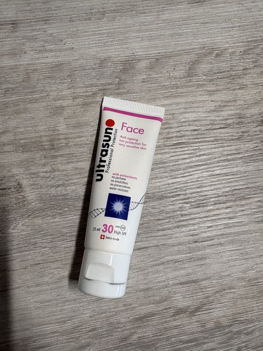 do twarzy Ultrasun Face Anti-Ageing SPF 30