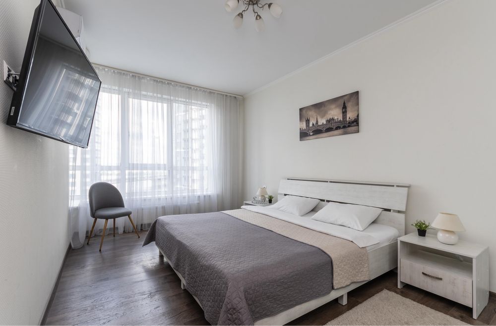 Фантастичний вид на Дніпро. ЖК Зарічний. 2к квартира подобово.