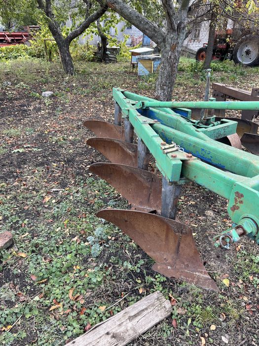 Продам Плуг бомет 4-30