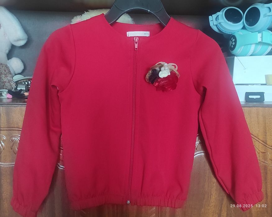 Костюм на дівчинку, кофта, спідниця