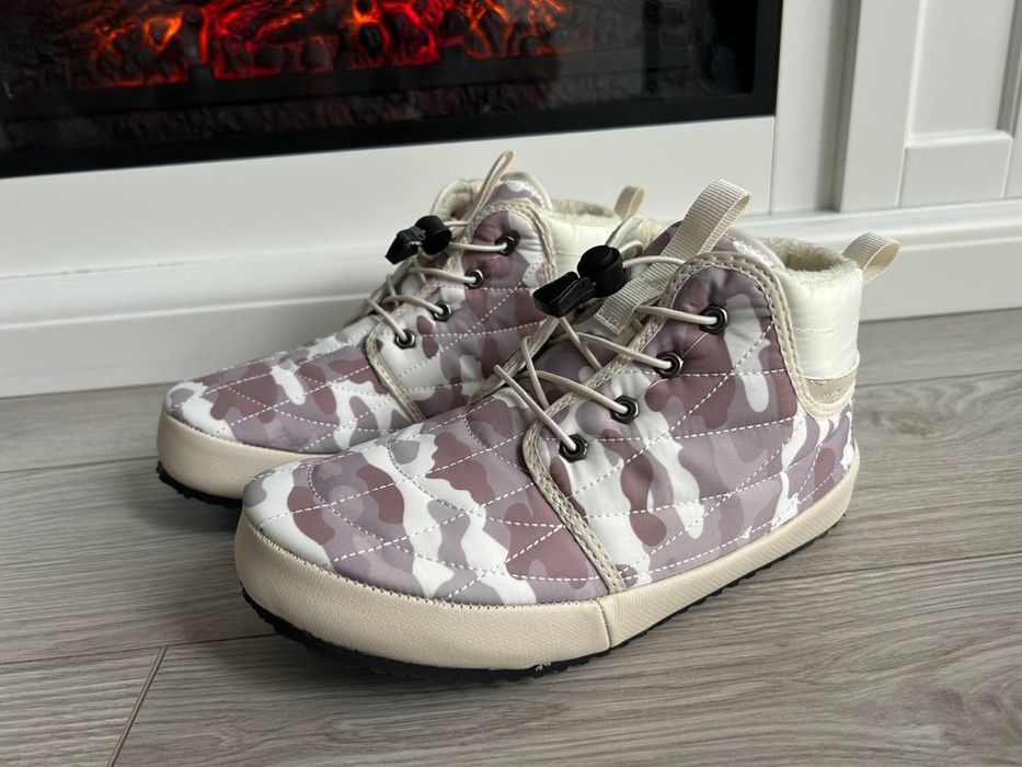 Стильні та теплі жіночі угі на зиму – обмежений розмір!