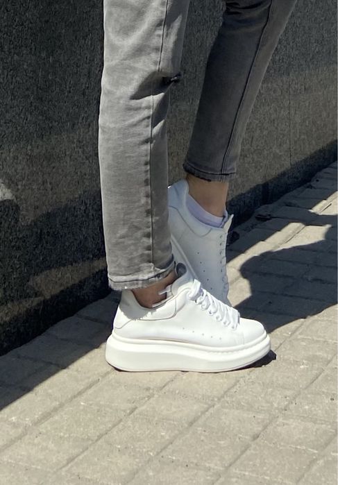 Білі кросівки/кеди Alexander McQueen оригінальні
