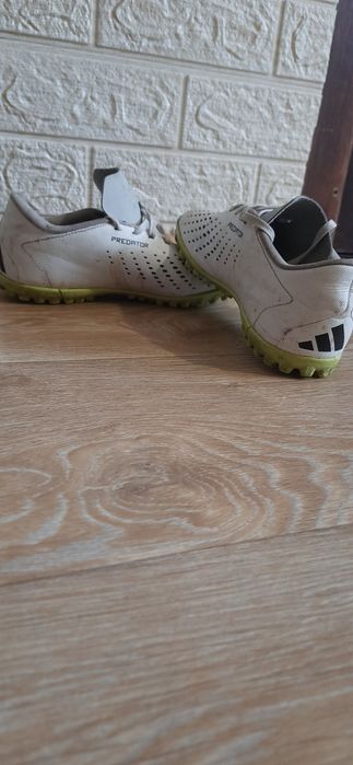 Сороконожки Adidas Predator