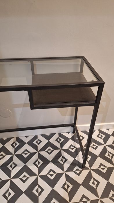 Secretária ikea em otimo estado