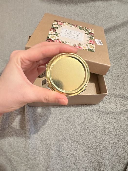 Подарочная коробка с баночками для чая.