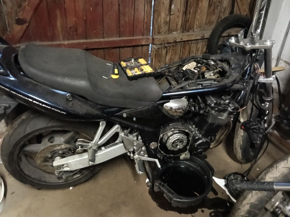 Bandit 1200 gsf  2004rok całość