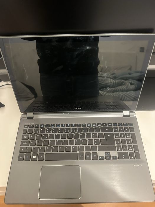 Portatil Acer com Ecra Tatil
